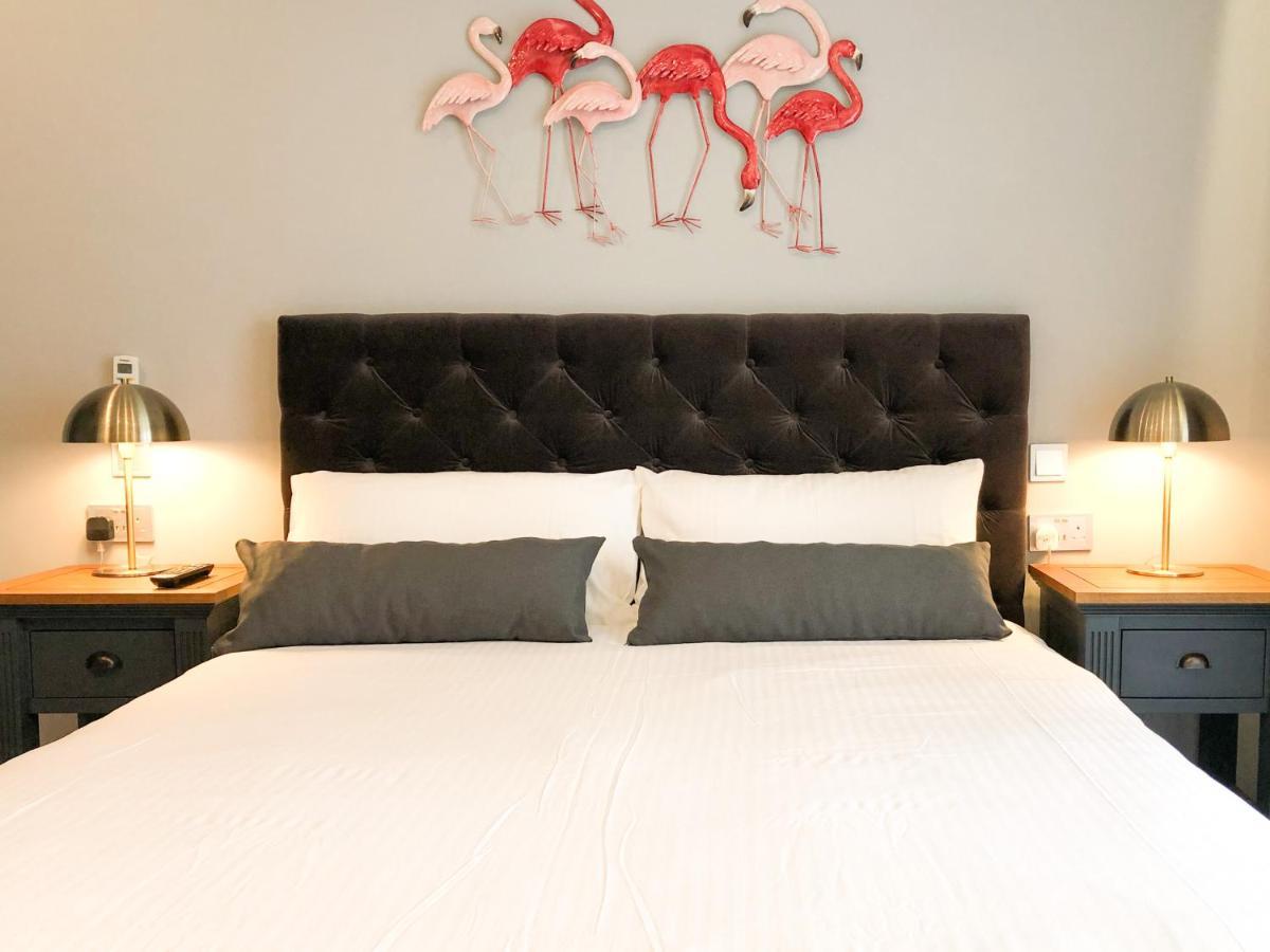 By Promenade And Apartment Sliema